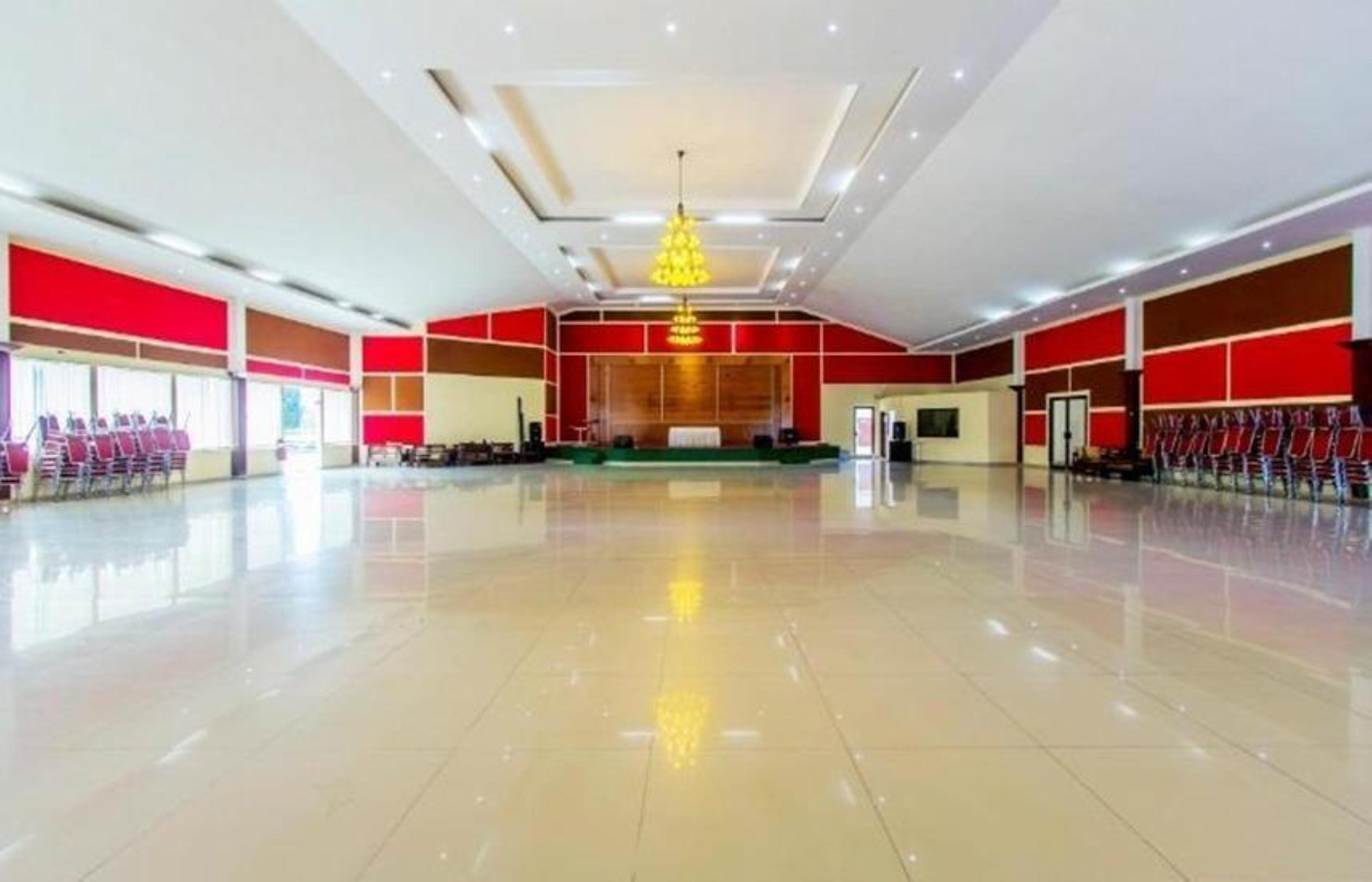 Narima Resort Hotel Лембанг Экстерьер фото