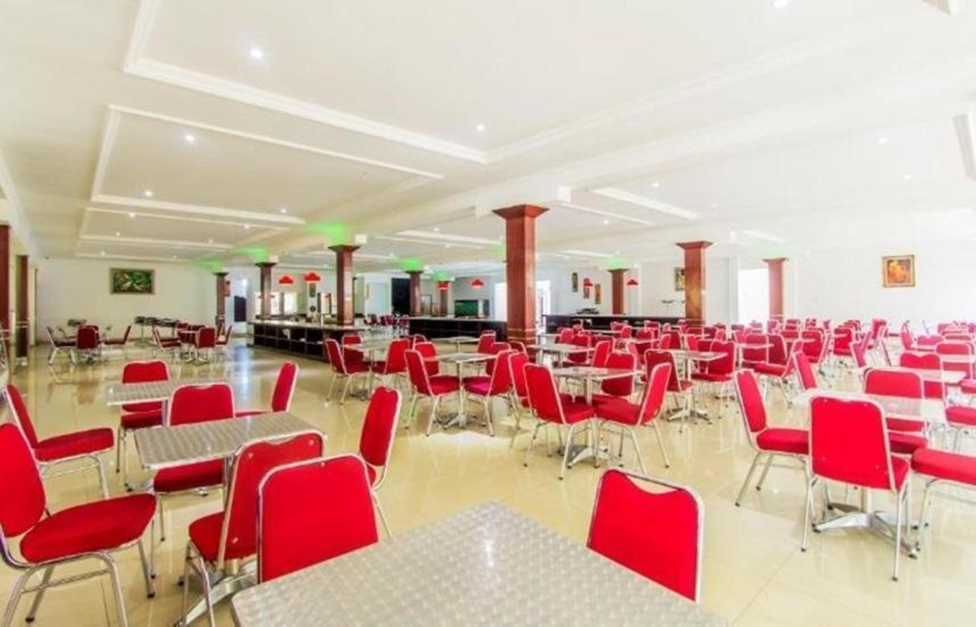 Narima Resort Hotel Лембанг Экстерьер фото
